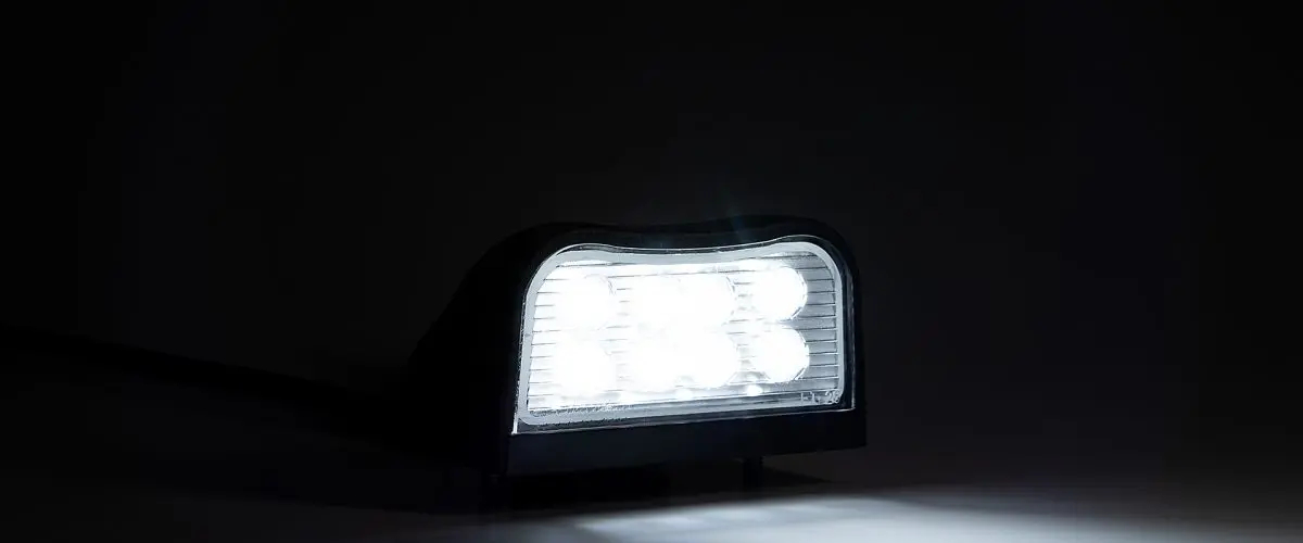 L16-210-0003LED ABAKUS Kennzeichenbeleuchtung LED, beidseitig ▷ AUTODOC  Preis und Erfahrung